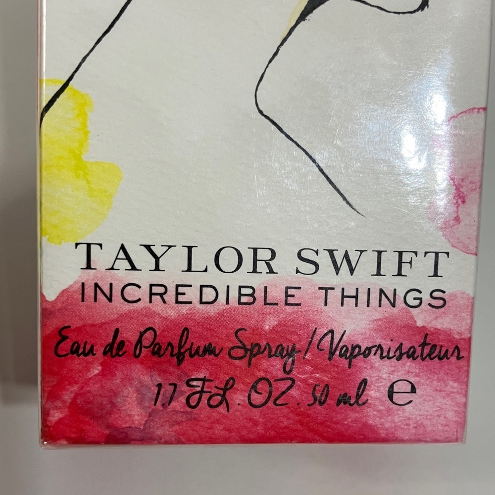 New Taylor Swift Incredible Things Eau de Parfum - Pink and Gold Design. 1.7 oz - Picture 7 of 8